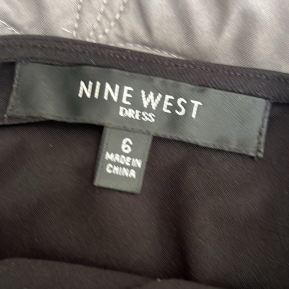 Nine West Black V-neck Dress Size 6 - Picture 2 of 3